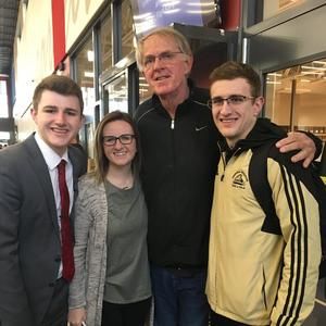 Meet your Posher, Aaron